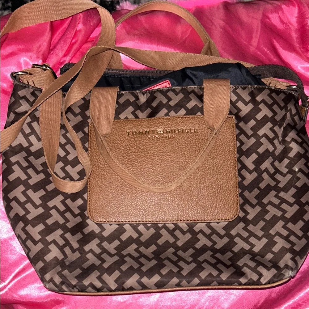Tommy Hilfiger Black & Brown Signature Pattern Tote